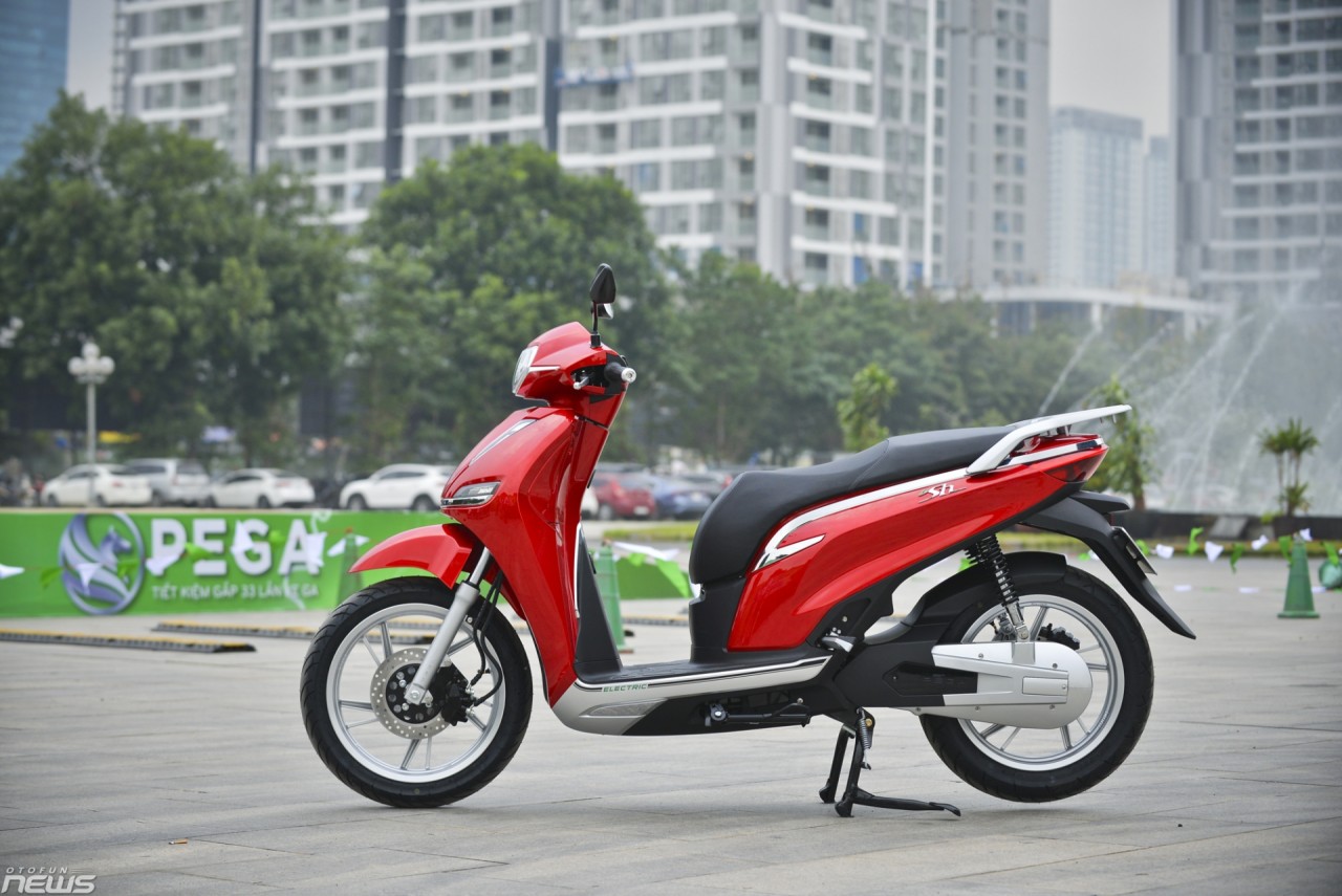 Đánh giá nhanh Pega eSH, xe máy điện bánh lớn tự tin so sánh với Honda SH |  Suzuki Wagon Club - Niềm đam mê giản dị