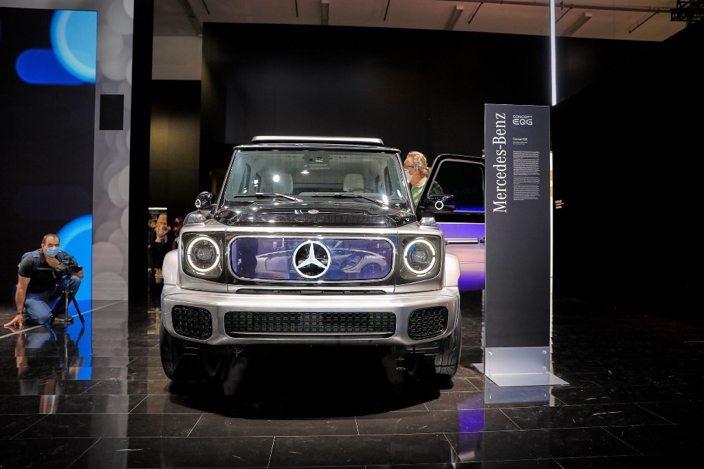 Cận cảnh hình mẫu Mercedes EQG chạy điện
