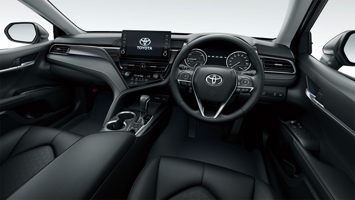 Toyota Camry 2022 sắp ra mắt tại Thái Lan