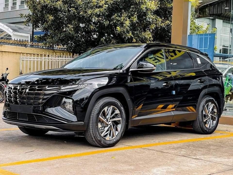 Cận cảnh Hyundai Tucson thế hệ mới tại Campuchia