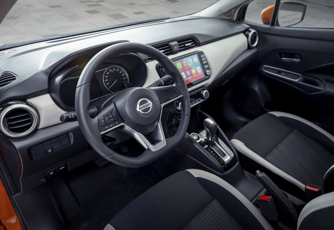 Nissan Almera ra mắt, giá từ 469 triệu đồng