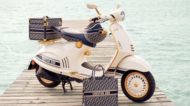 Xe tay ga Vespa 946 Christian Dior – sự kết hợp của 2 thương hiệu huyền thoại
