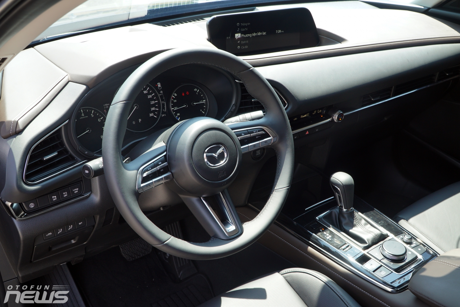 Mazda ra mắt bộ đôi CX-3 và CX-30