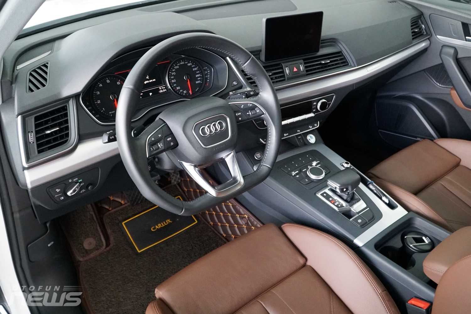 Audi Q5 2019 chạy lướt gần 9.000km giá hơn 2,2 tỷ đồng