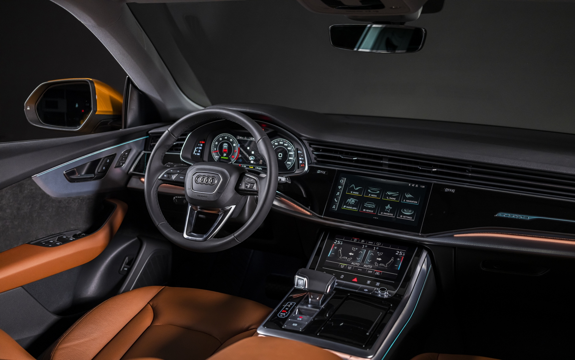 Audi Q8 sẵn sàng đến tay khách hàng