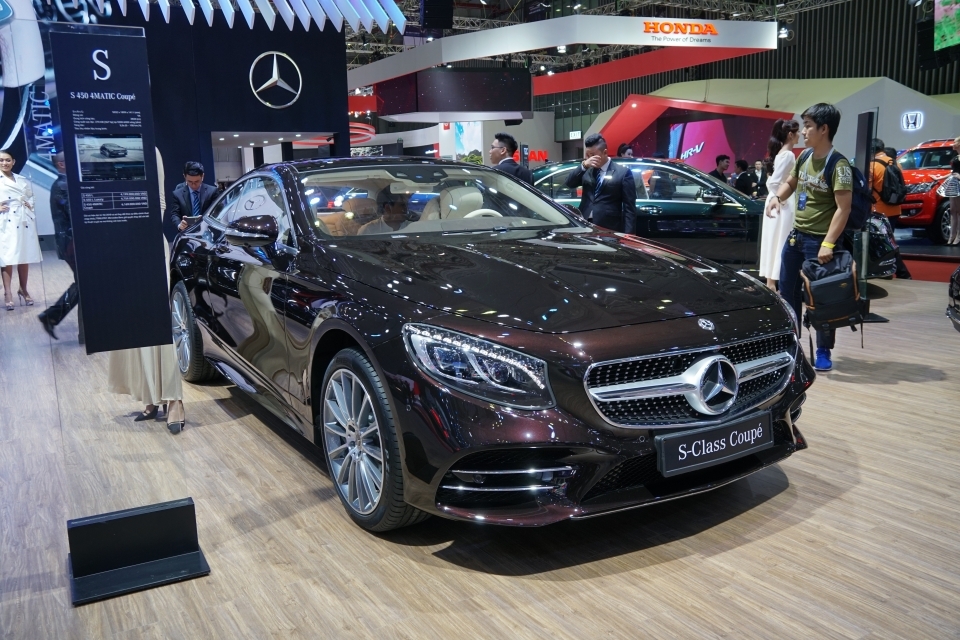 Cận cảnh Mercedes-Benz S450 Coupe tại triển lãm VMS 2018